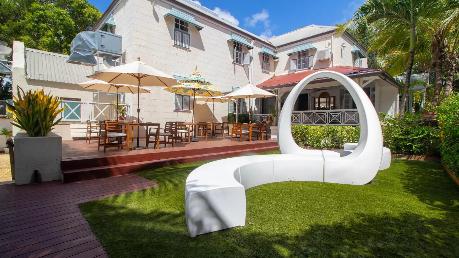 Hotel Sweetfield Manor Bridgetown